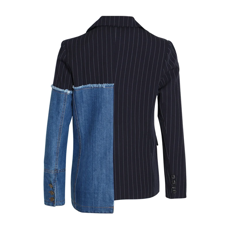 Женский Джинсовый блейзер TWOTWINSTYLE асимметричный с отворотом и воротником размера