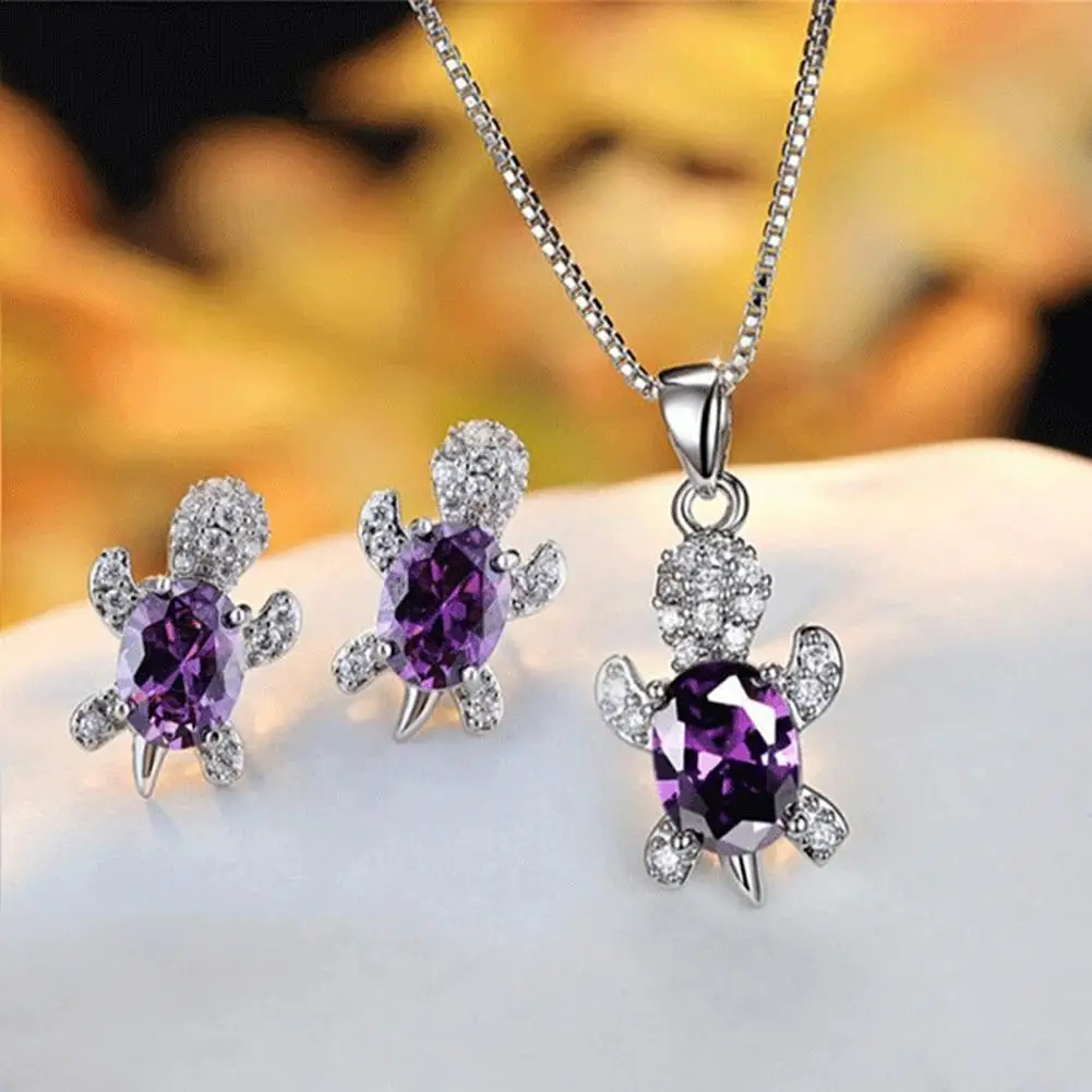 

1 Set Earrings Necklace Turtle Pendant Rhinestone Jewelry Shiny Stud Earrings Choker Necklace for Wedding
