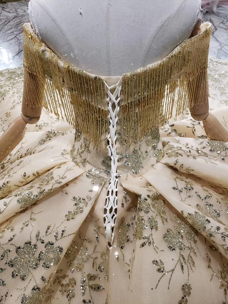 BGW HT42826 Golden Lace Wedding Dress With Wedding Veil V-neck Crystal Tassel Princess Bridal Dresses For Girl Vestidos De Novia