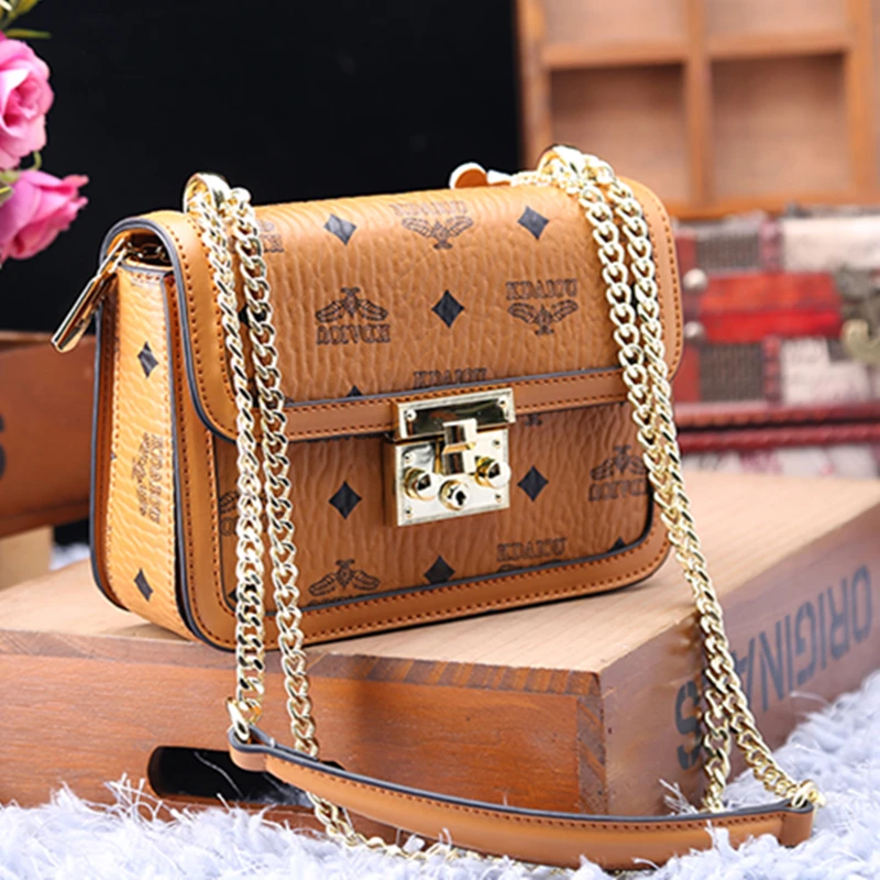 

High Quality Chain Shoulder Messenger Bags 2021 New Ladies Panelled Female Fashion Luxury Small Square Bag Women Leather Handbag