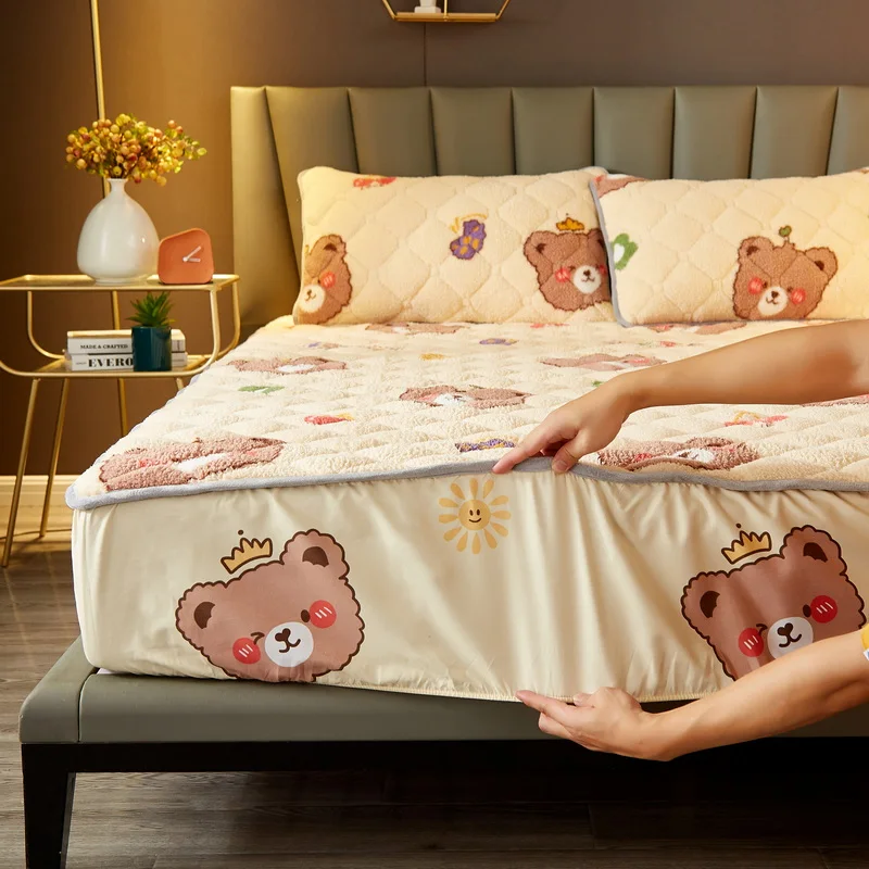 Плюшевый утолщенный стеганый наматрасник теплый мягкий бархат из овечьей шерсти