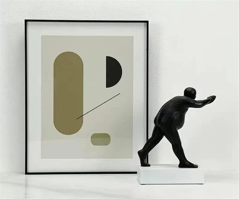 

[HHT] Modern Simple Walking Balance Man Resin Ornaments Creative European Style Decoration Portrait Sculpture of Living Room
