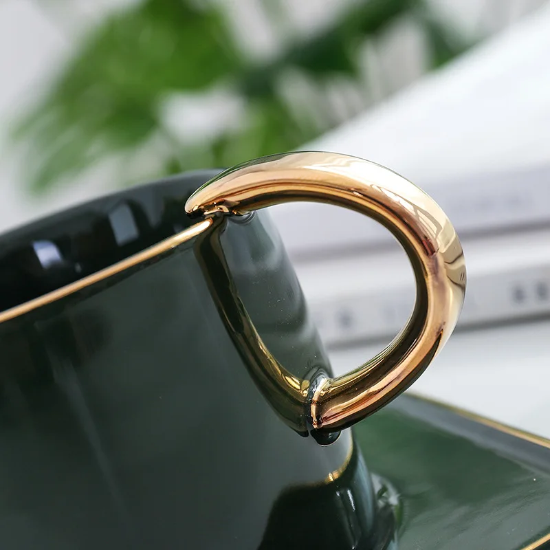 Скандинавская керамическая тарелка Ins чернильно-зеленая золотая поднос кофейная