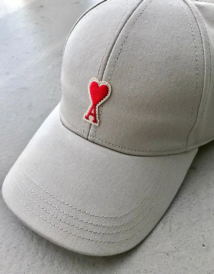 

2021 Cotton Baseball Cap for Women and Men Fashion Snapback Cap Unisex Hip Hop Hats Embroidery Summer Sun Hats Gorras