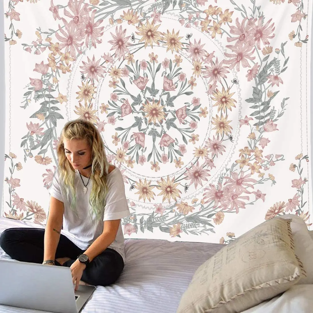 

Tapestry Wall Hanging Flower Psychedelic Tapestry Wall Hanging Decor for Living Room Bedroom Bohemian Plant Print