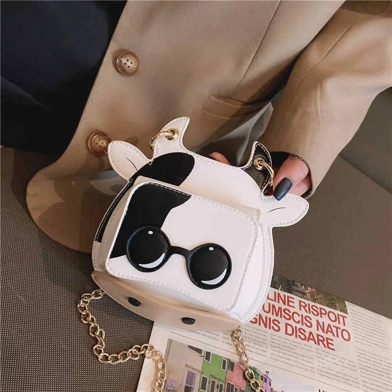 

Cow Funny Bags 2021 Women's Brand New Luxury Bags Inclined Shoulder Cute Cartoon Baguette Bag Lady Unusual Party Messenger Bag