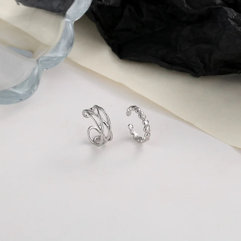 

Women Jewelry 1 PC Fashion Hip Hop Clip Earrings Popular Design Silvery Plating Geometric Metal Ear Clip For Women Party Gifts