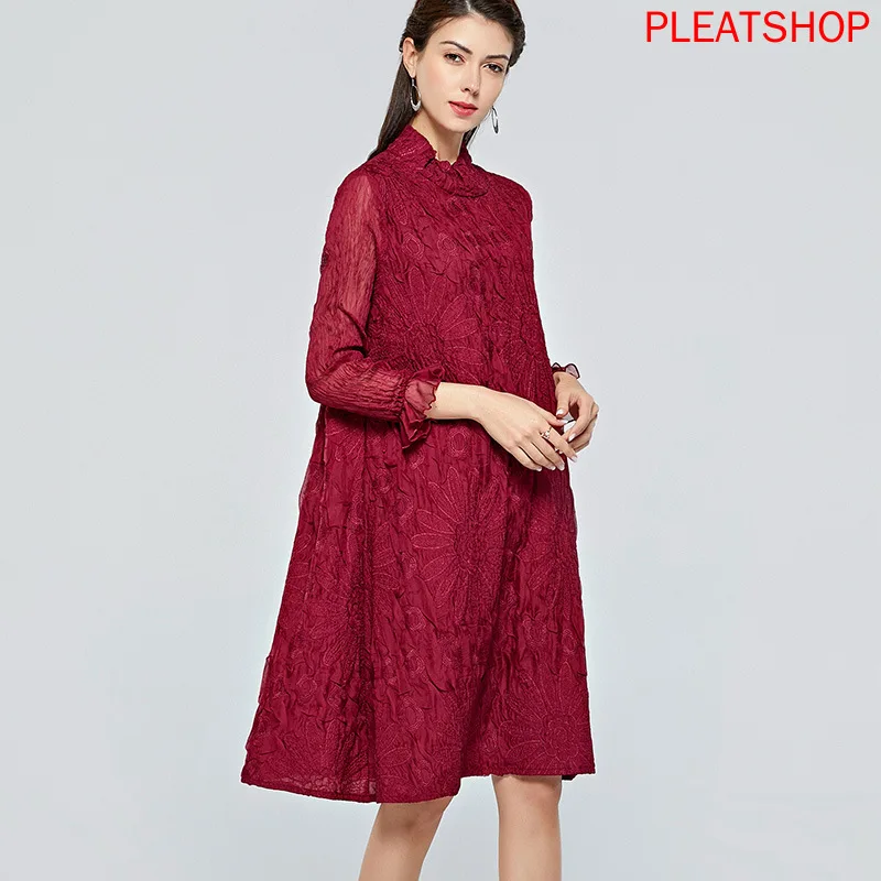 

Industrial Embroidery High-End Dress Women 's Spring Miyake Pleated Gauze Petal 7 Points Sleeve elegant dress vestidos