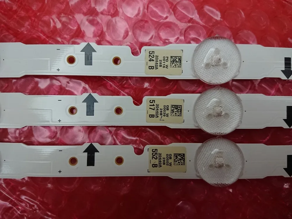 Новый комплект одежды из 3 предметов 6LED 560 мм светодиодные полосы для Samsung UN28H4000AF