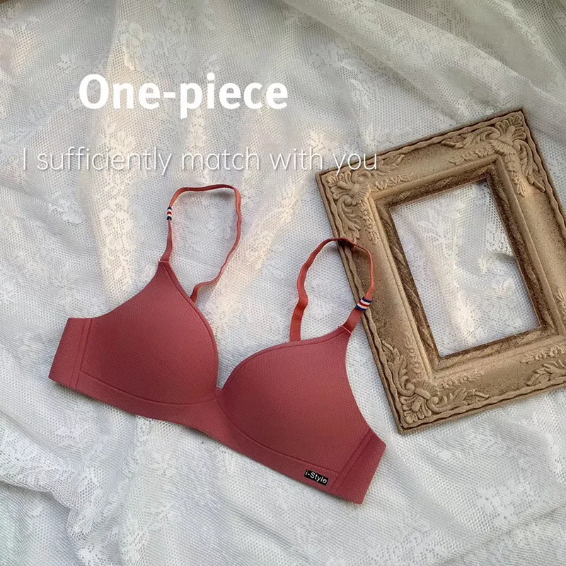 

French Simple Women's Bra One Piece Seamless Underwear Thin Sexy Push Up Comfortable Wire Free Bra Pad Lingerie Femme