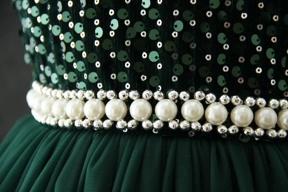 Рождественское платье с блестками и жемчужным поясом зеленые свадебные платья