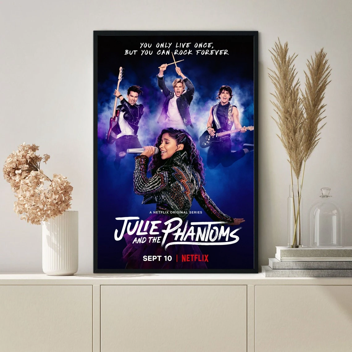 

Julie and the Phantoms TV Series Poster Classic Vintage Hot Sale Canvas Art Poster Wall Painting Home Decoration (No Frame)