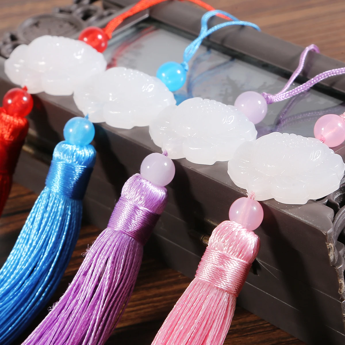 2 шт. разноцветные Декоративные Аксессуары для штор с кисточками в виде белого