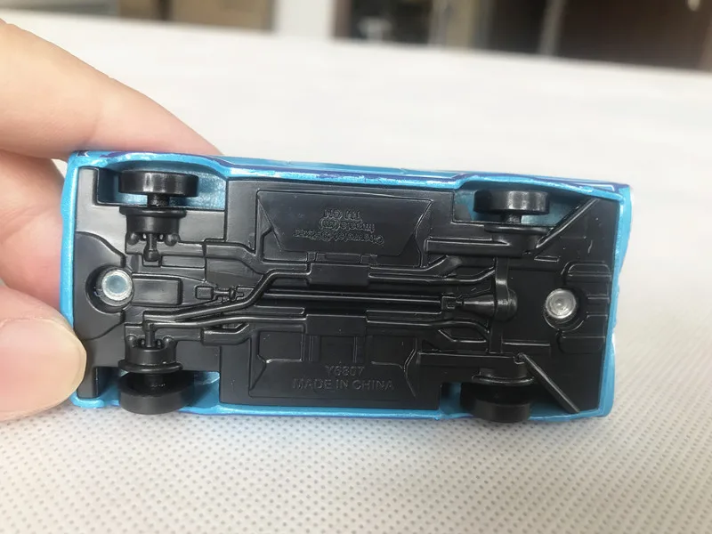 Disney Pixar тачки 1:55 Intro Ramone металлическая литая Игрушечная машина новая свободная |