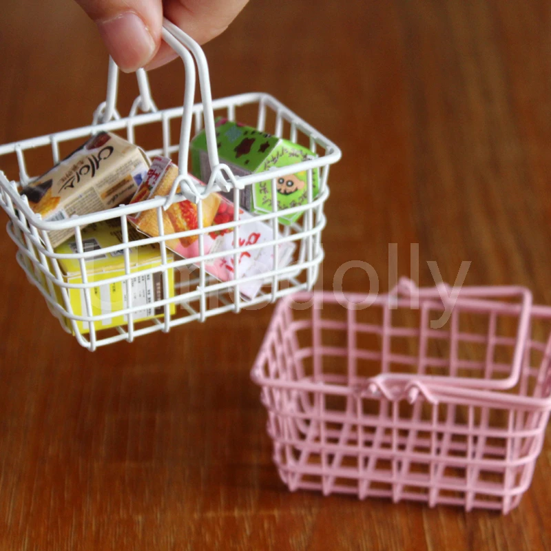 

1/12 Scale Miniature Dollhouse Supermarket Shopping Basket Mini Trolley OB11 BJD Doll Furniture House Accessories