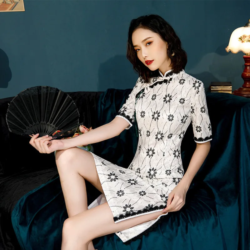 Женские кружевные платья Qipao длиной до колена белая женская традиционная китайская Улучшенная одежда Кружева Цветы Паттеры Qipao молодых девушек