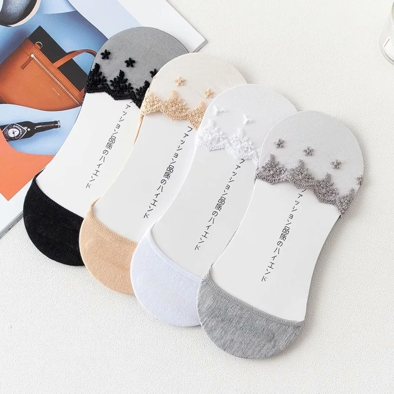 

Embroidered Lace Women's Boat Socks Spring Summer Shallow Mouth Cotton Bottom Pure Color Invisible Silicone Non-slip Low Cutsock