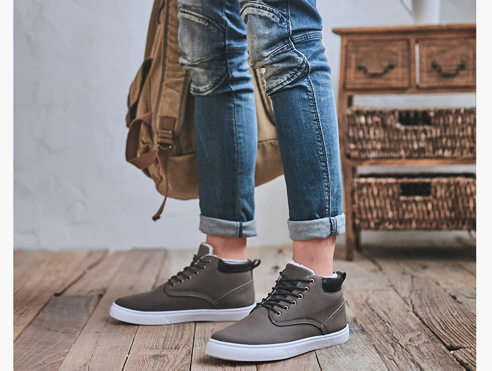 Men Warm Boots Man Winter Snow Boots Men Brand Fur Warm Ankle Botas hombre Male Casual Lace-up Luxury Leahter Men's Boots