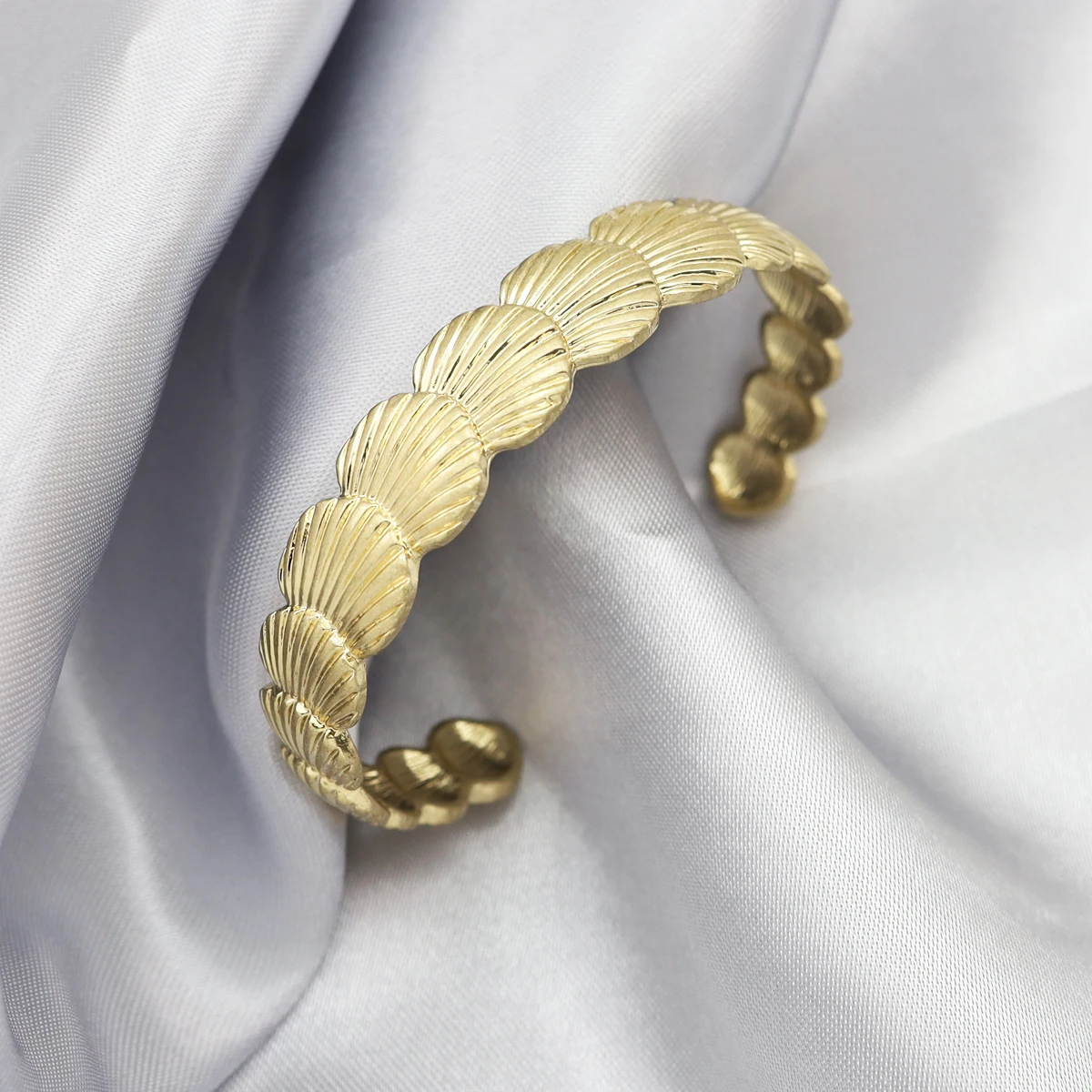 Браслет-манжета женский в виде морской раковины из металла Открытый браслет для