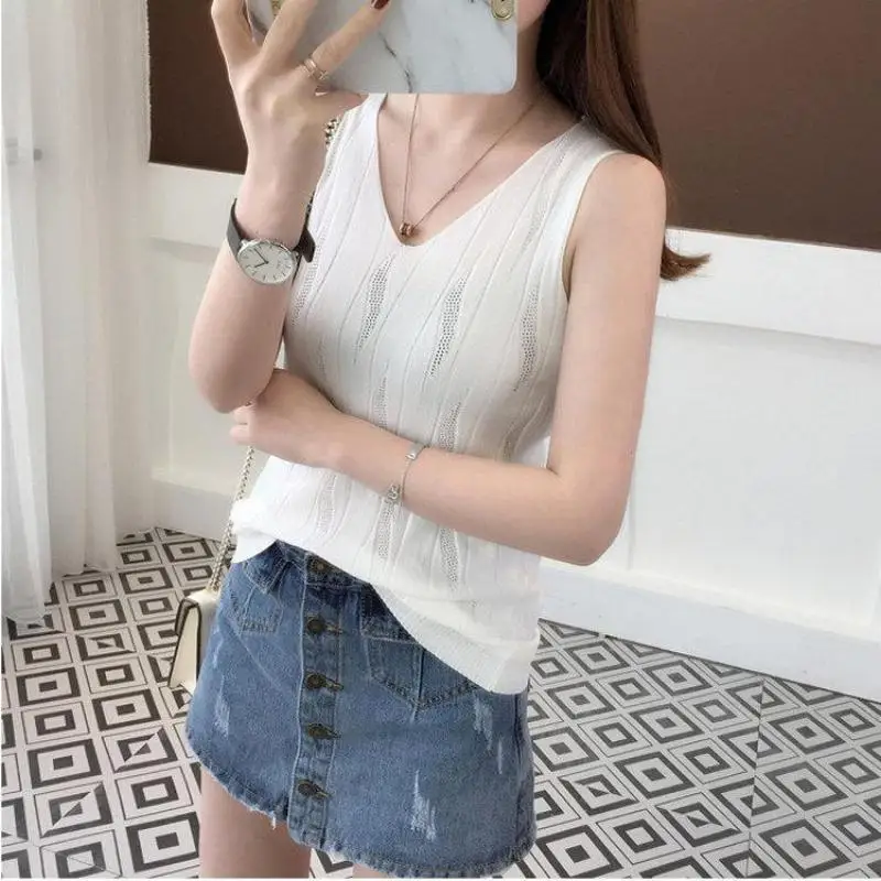 Удобная трикотажная кофточка Новинка лета 2020 шелковая ажурная с v-образным