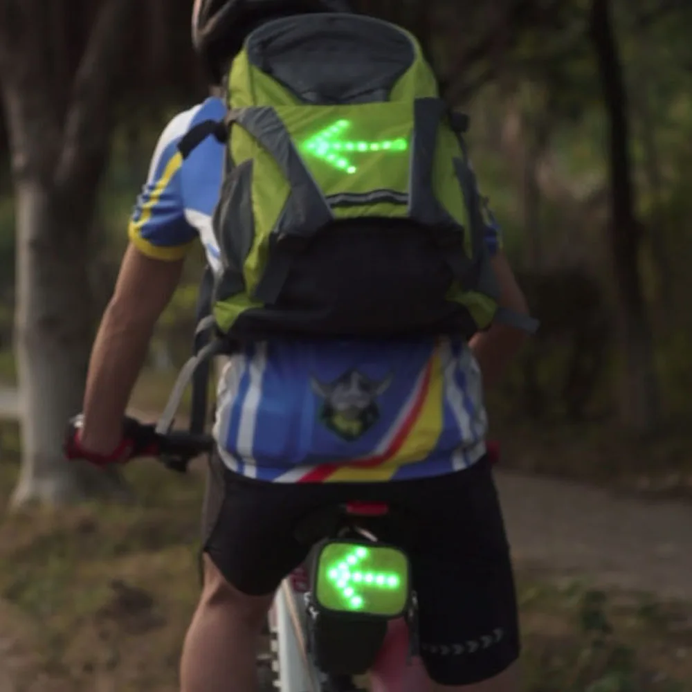 

18L LED Turn Signal Backpack Cycling Bag Wireless Remote Control Glowing Bag Safety Warning for Cycling Running Hiking Climbing