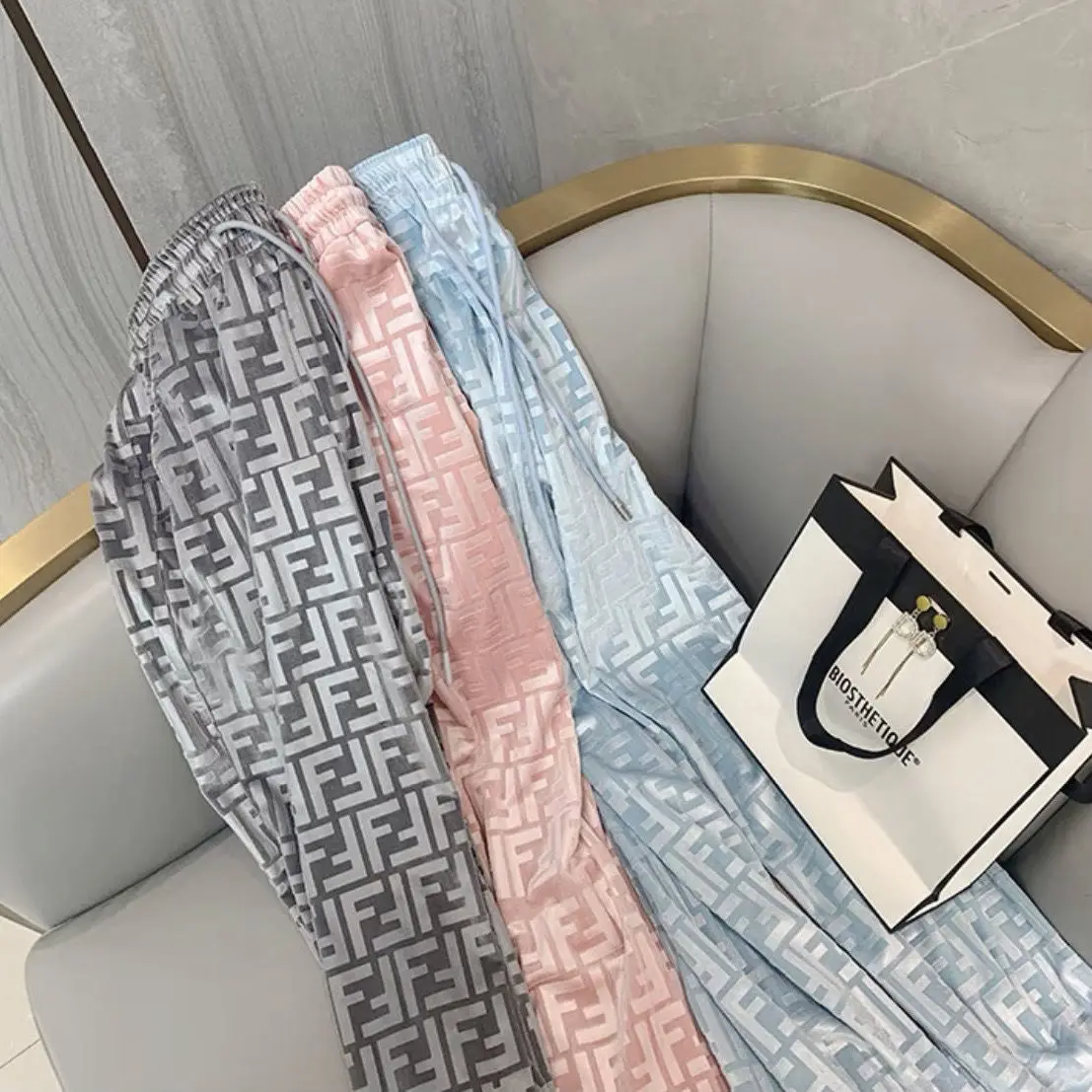 

Women 's Printed Trousers /Wide-Legged Pants Loose Straight Gold Velvet Large Size Casual Drape Letter Pants Long trousers