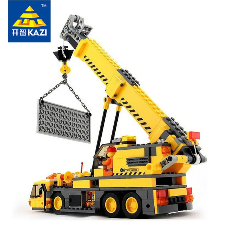 Транспортный грузовик строительные блоки кран с товарами кирпичи подарок