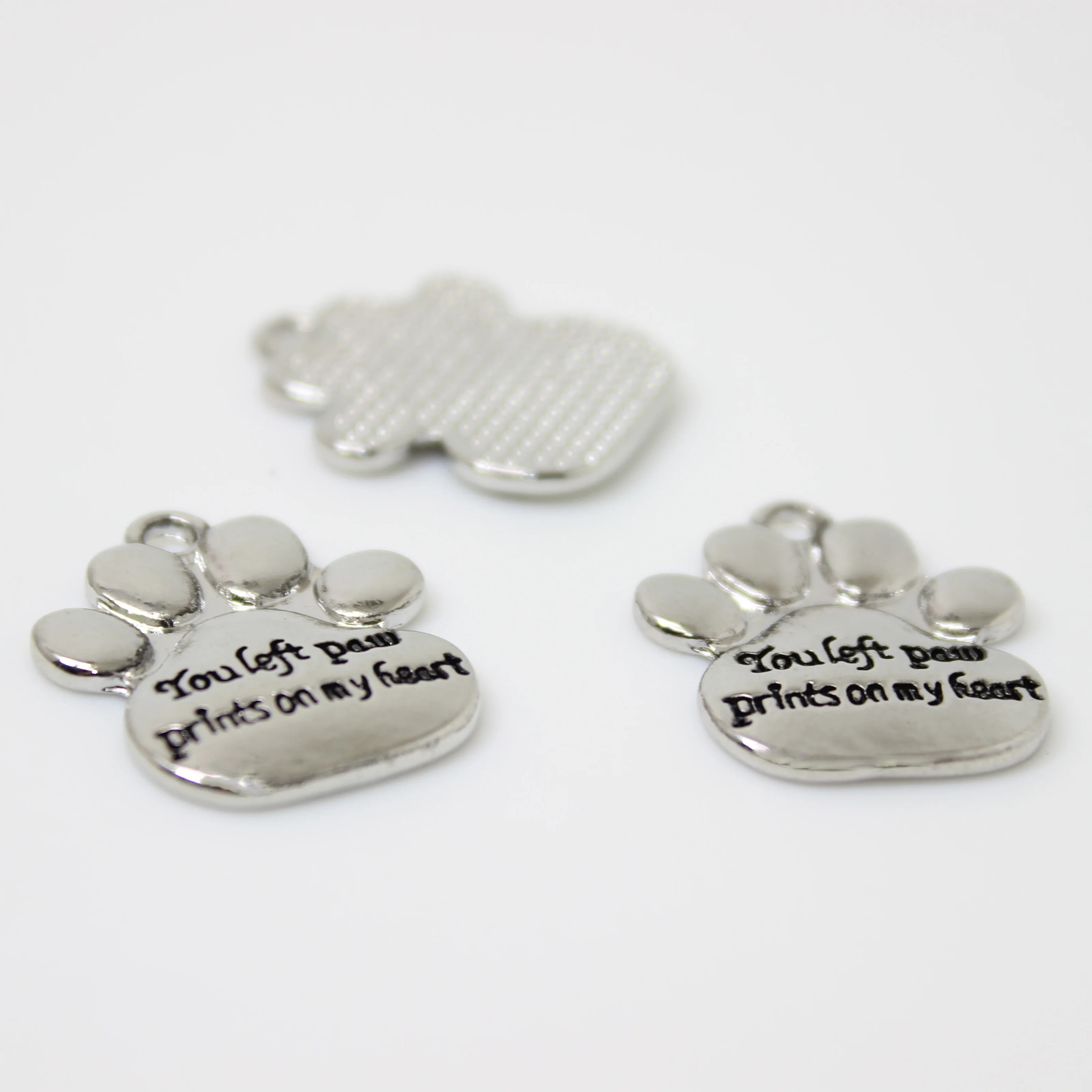 10 шт. 23x19 мм цинковый сплав покрытие слева от лап отпечатков на моем сердце