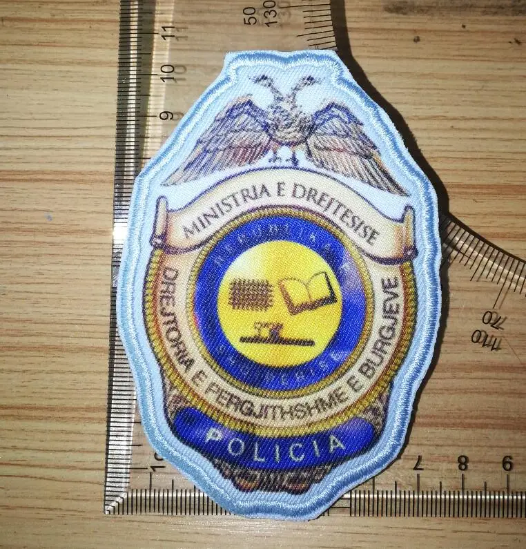 Полицейские нашивки