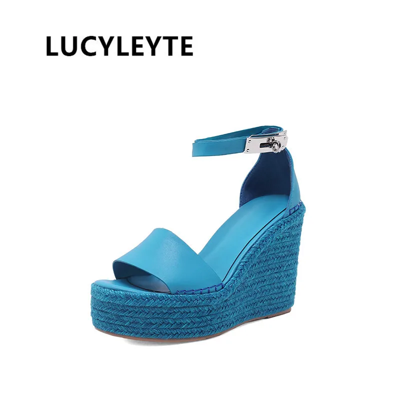 Женские сандалии на танкетке в римском стиле LUCYLEYTE 2019 женские босоножки