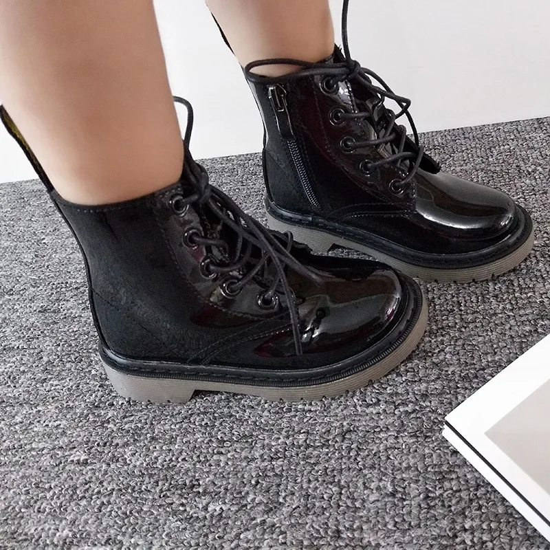 

Dolakids fashion children's shoes children Martin boots European and American vintage boy and girl boots cowhide leather shoes