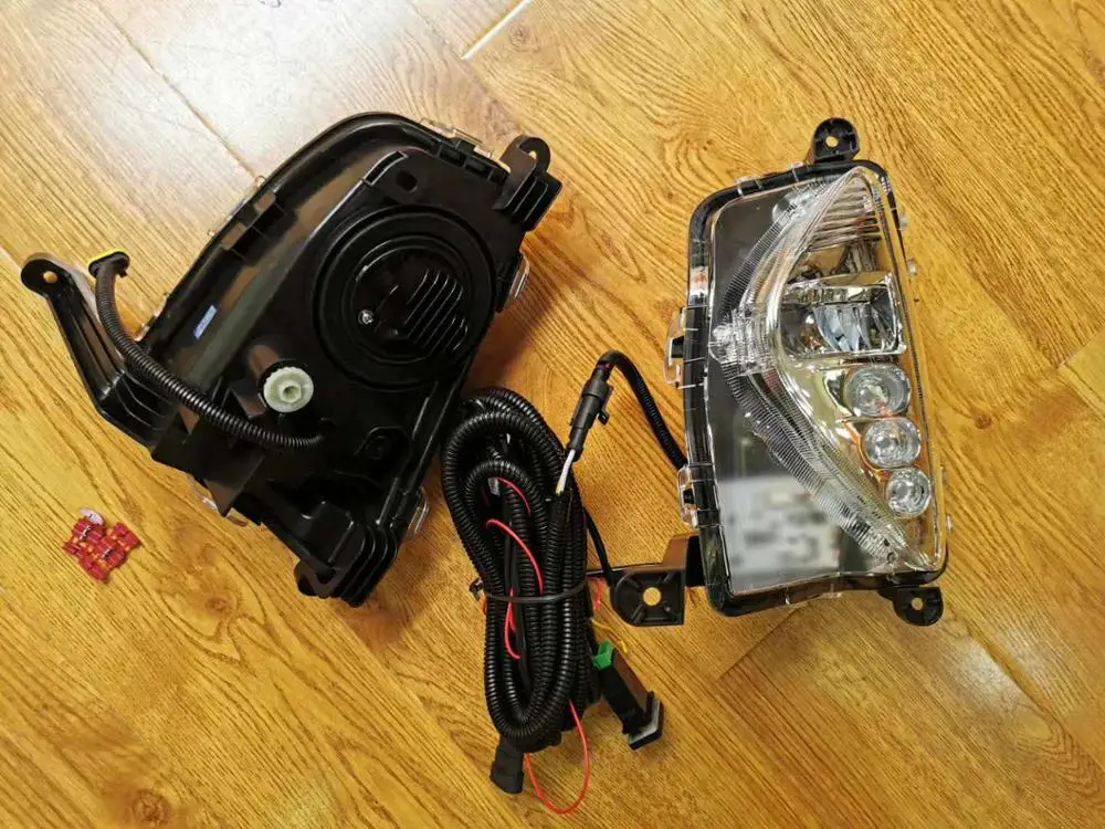 

Osmrk led daytime running light fog lamp assembly for toyota prius