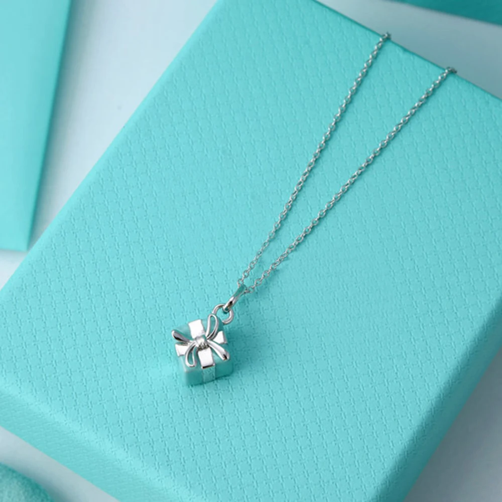 

High quality s925 necklace enamel gift box pendant clavicle chain party birthday gift