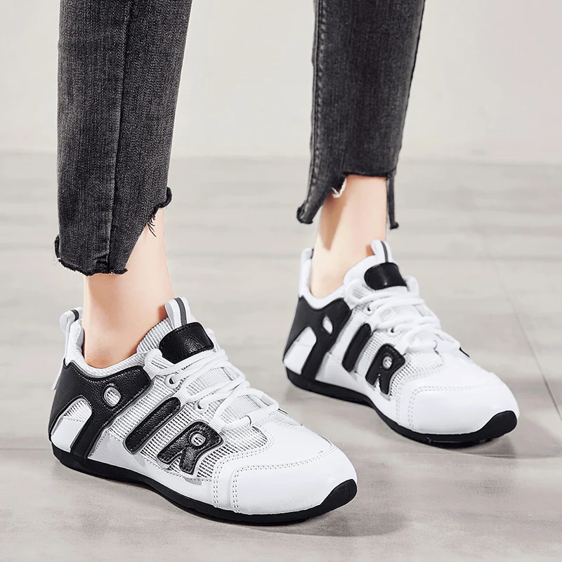 

2020 Women Casual Shoes Women's Summer Sneakers Slip On Flat Shoes White Loafers Women's Tennis Shoes Flat Sneakers Shoes