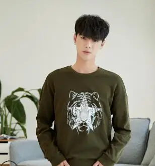 

XCX199 new youth long-sleeved shirts Korean version of round collar casual men's trend with a top coat men's wear