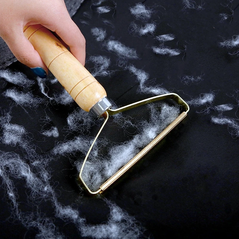 

Metal Lint Remover Clothes Fuzz Shaver Lint Roller Fluff Remover Portable Shaver Brush Tool for Sweater Woven Coat