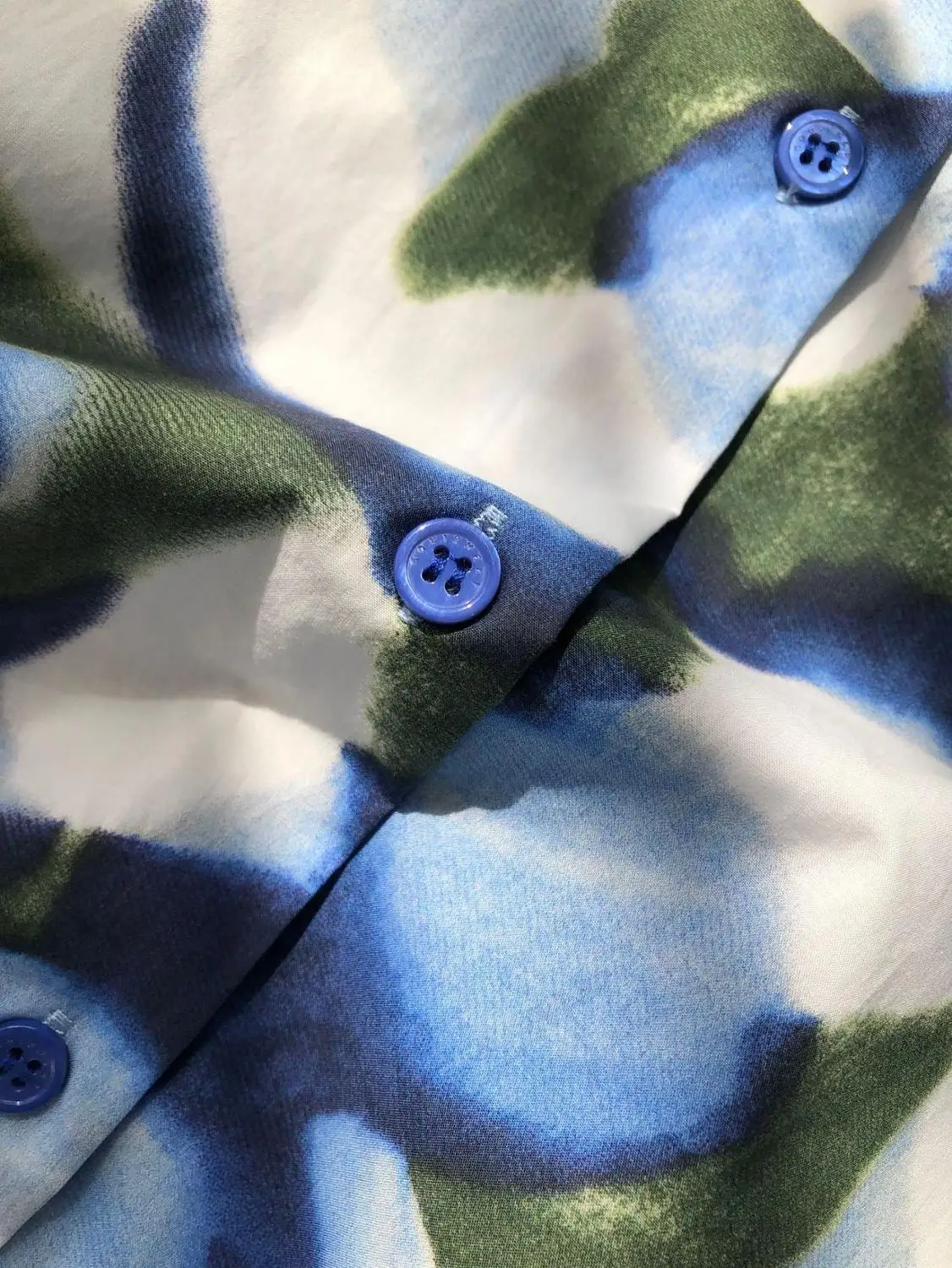 

Women's Blooming Short Sleeve Shirt Turn-down Collar Single Breasted Female Blouse