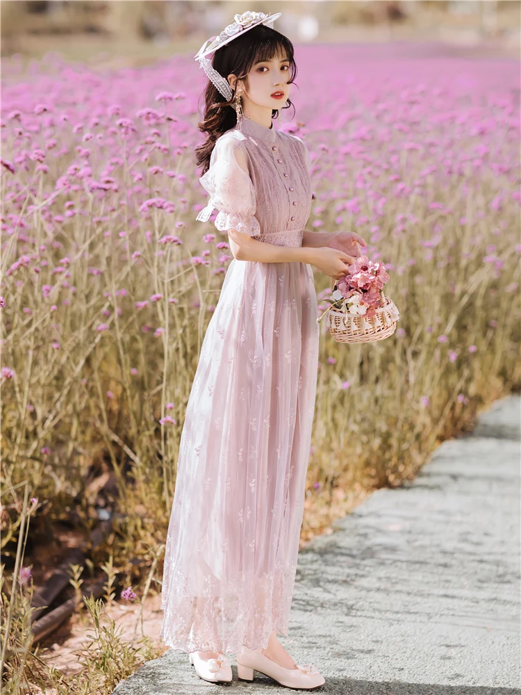 

Женские платья МАЗ