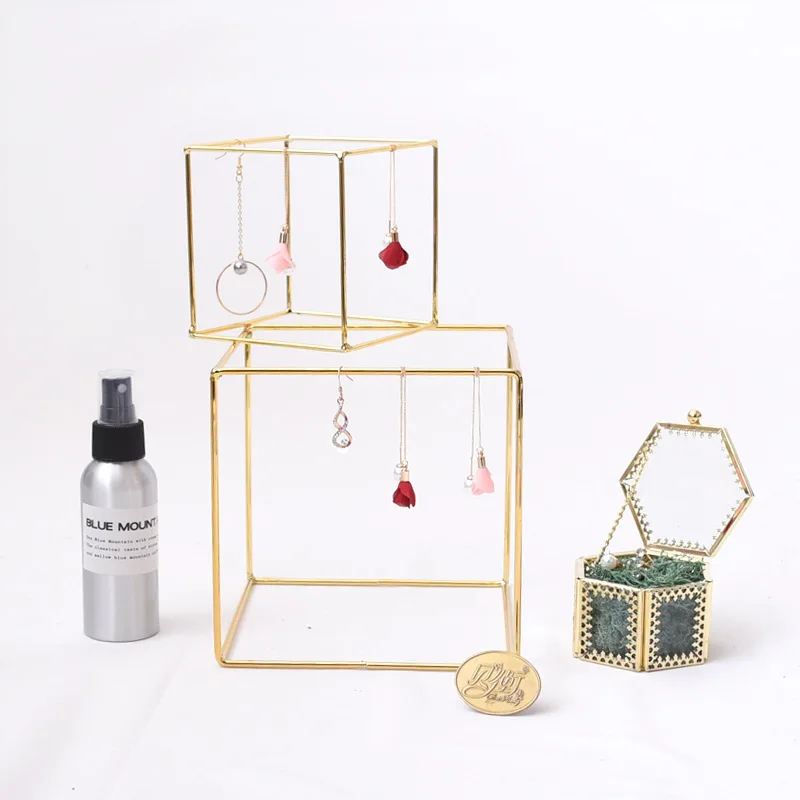 

Metal Jewelry Display Holders Minimalist Plating Gold Geometric Iron Desktop Decoration Earring Necklace Rack Home Organization