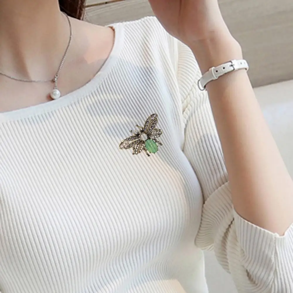 

Creative Lovely Small Bee Women's Glass Brooch Pin Retro Style Temperament Corsage Jewelry Decorative