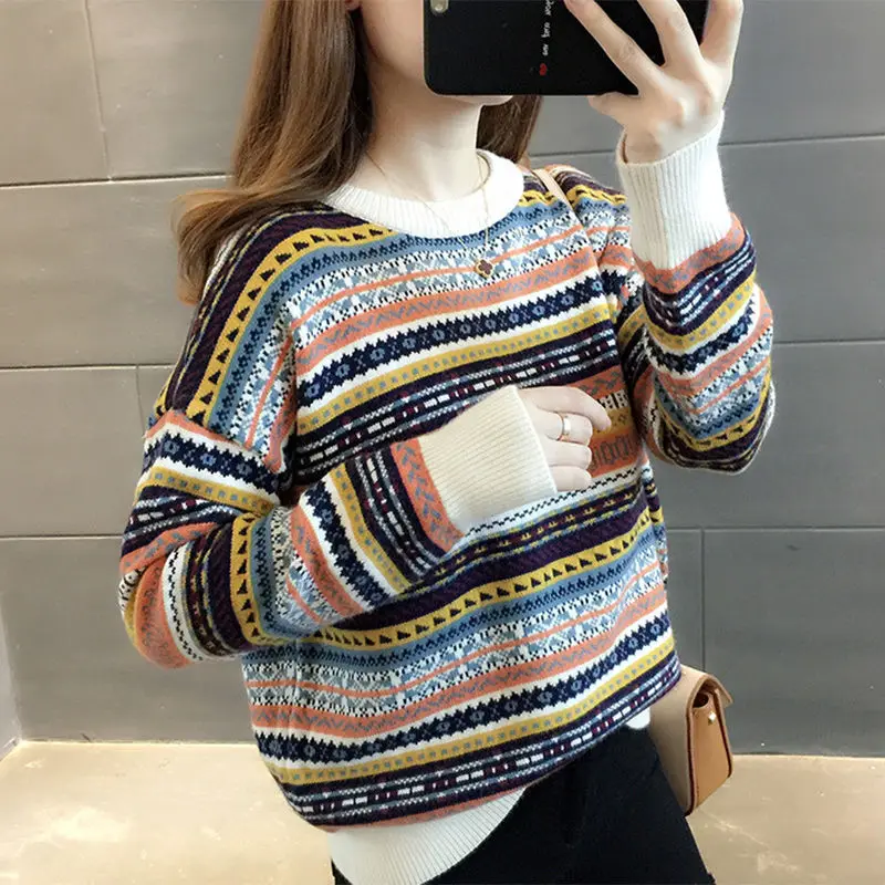Striped sweater women's crew neck fall / winter 2020 new color large size loose long sleeve short T-shirt bottom |