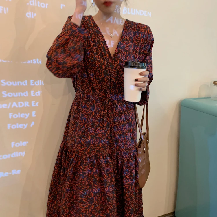 Корейское шикарное элегантное платье во французском стиле средней длины на