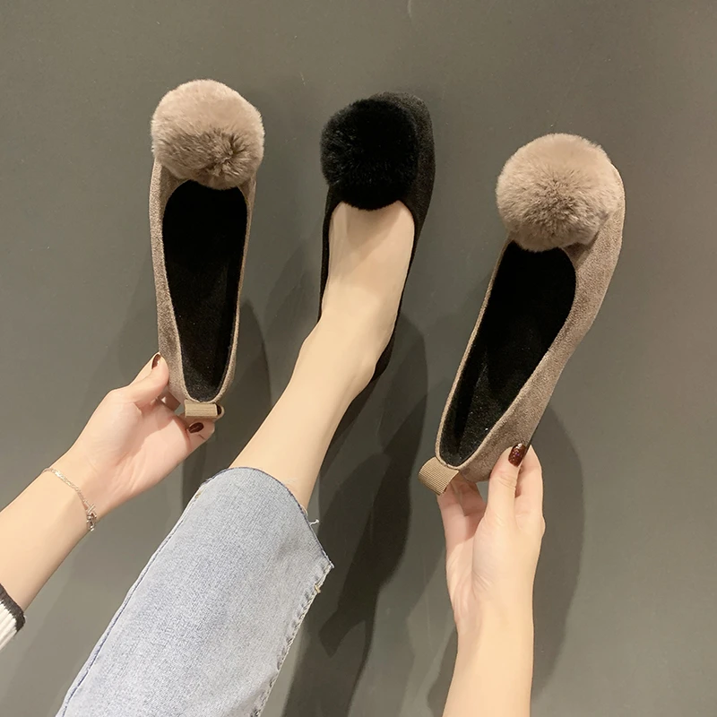 

Новинка Весна 2021, женские туфли с закрытым носком и лисьим меховым помпоном для студентов