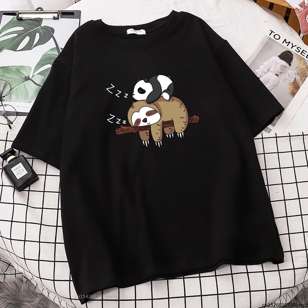 

Panda Lying On A Sloth Printing Women Tshirts Street Oversized Crewneck Clothes