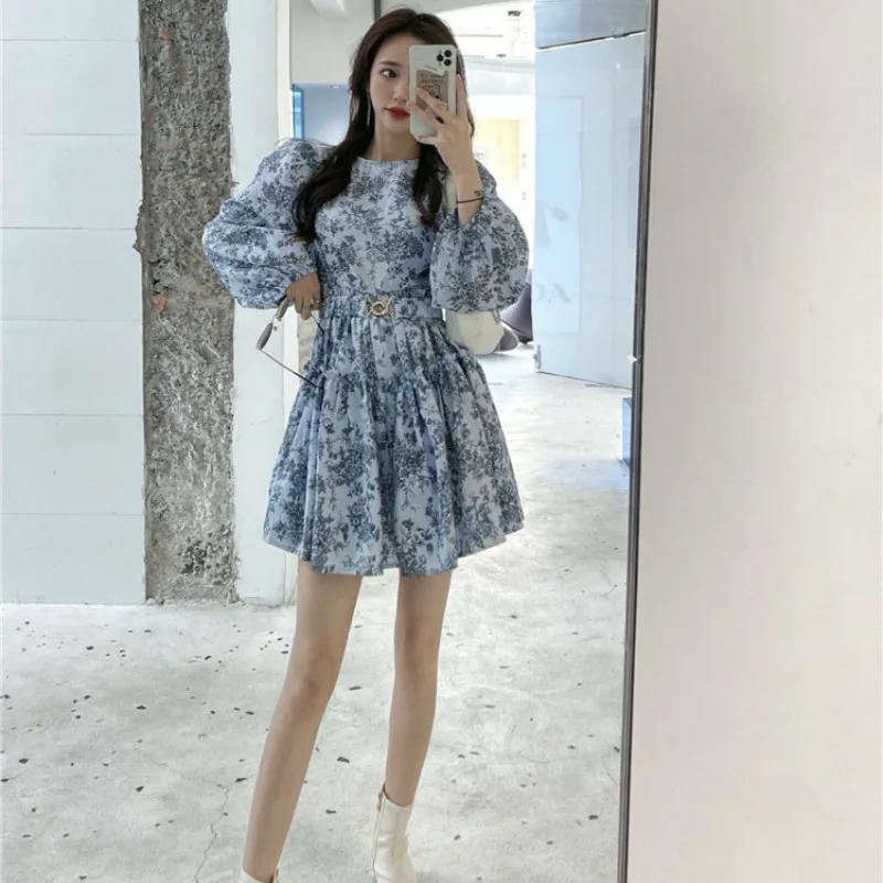 

French Style Retro Palace Style Puff Sleeve Floral Dress Spring Autumn New Crew Neck Temperament with Waist Closing Slim Dress