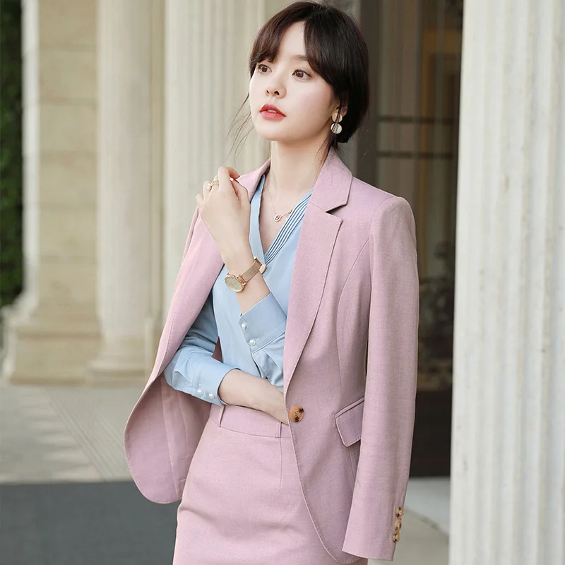 Женский костюм с юбкой небесно-голубого и розового цвета элегантный деловой для