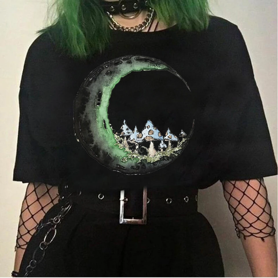

Women's Black Moon T-shirt Cute Women's T-shirt Top Cartoon Printed Short Sleeve T-shirt Women Fashion Casual Women's Top.