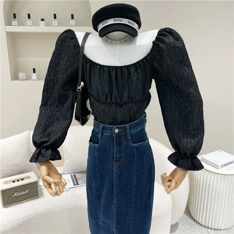 

Women's Spring Summer 2021 Fashion Design sense Vintage bubble sleeve short shirt top One neck shirt