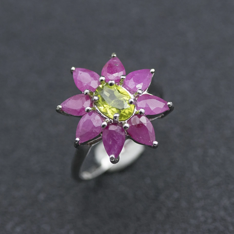 Кольцо с натуральным перидотом и рубином 4 5 карата | Украшения аксессуары