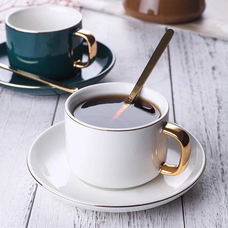 

European Ceramic Coffee Cup Set Simple Creative Light Luxury Gold Rim Solid Color Reusable Cup Tazas De Cafe Drinkware BE50CP